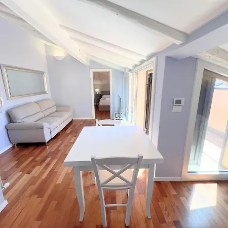 Appartement Above The Rooftops Of *